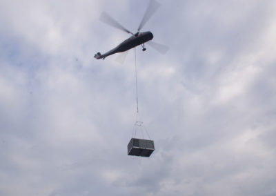helicopter with air conditioning unit